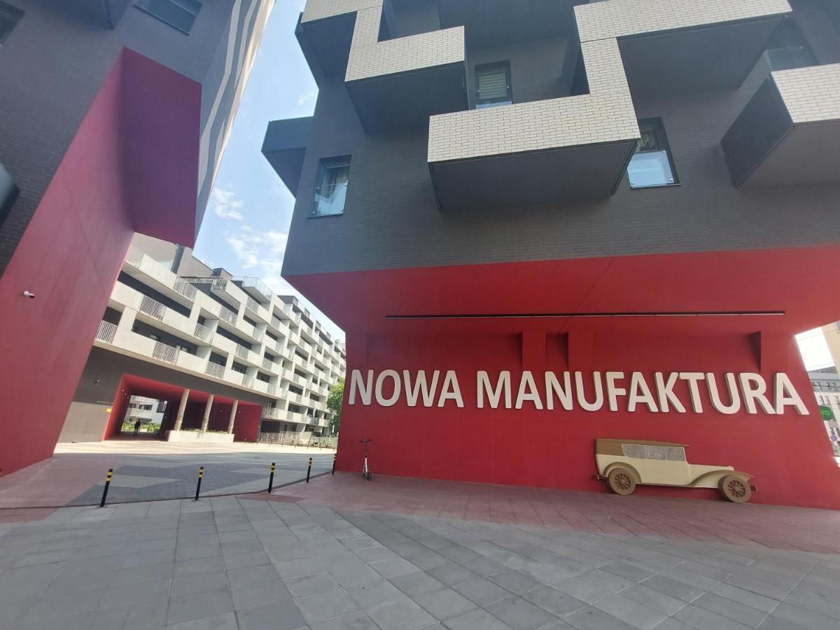 Komfort W Centrum Parking Breslávia Exterior foto